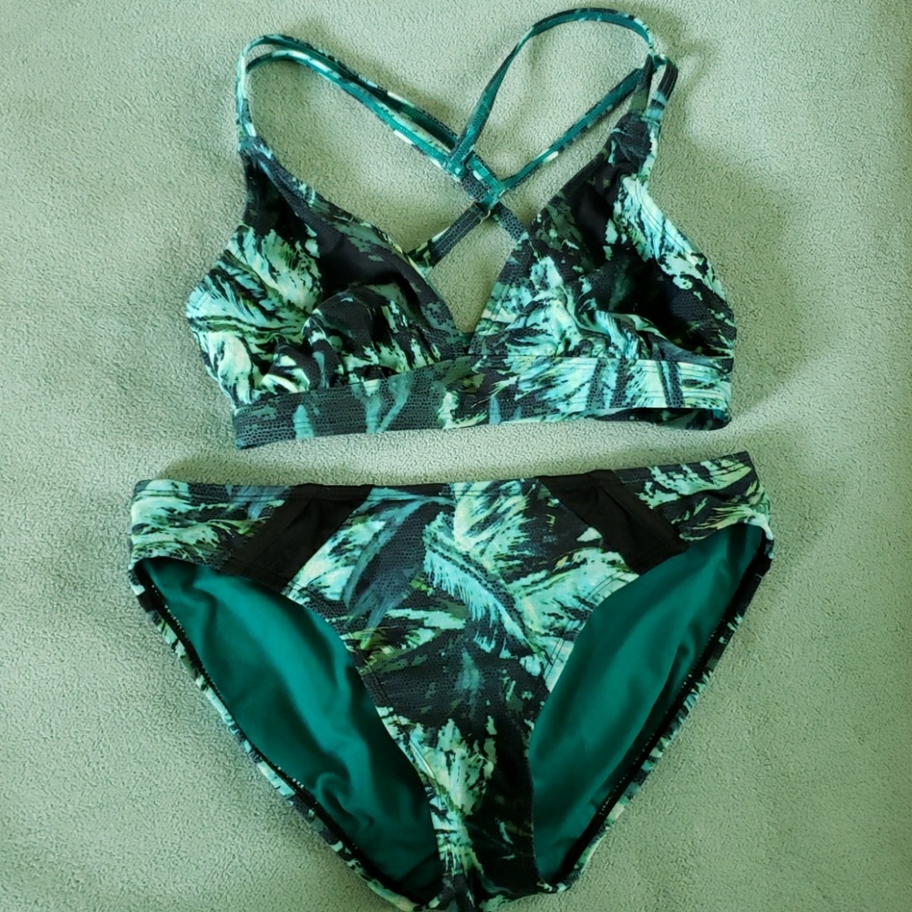 Athleta bikini, a bottom with xs top